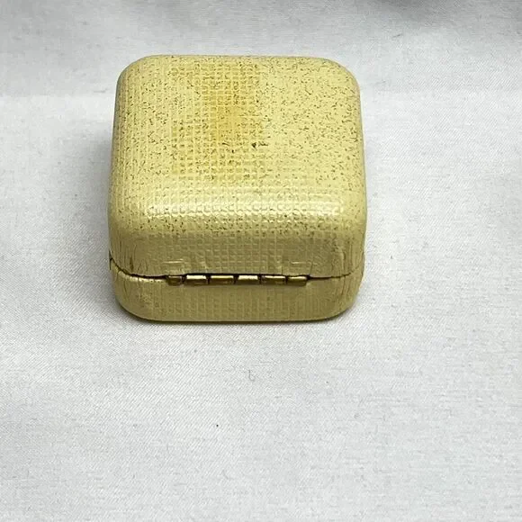 Vintage Jewelry Box For Earrings Branded 14KT. Gold RL Nostalgic Unique Gift Box - Picture 3 of 9